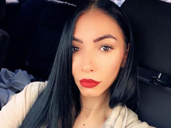 SinReea from xLoveCam
