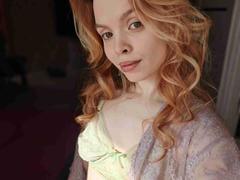 Sinteas - female with red hair webcam at xLoveCam