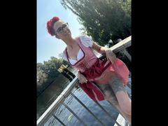 SissySexy-hot - blond female webcam at xLoveCam