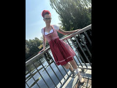 SissySexy-hot - blond female webcam at xLoveCam