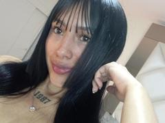 SkarlettAry - female with brown hair webcam at xLoveCam