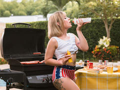 SkyCyrus - blond female with  small tits webcam at xLoveCam