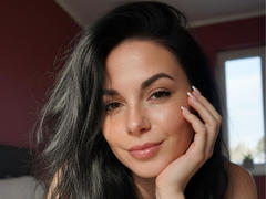 SKYNateLuv - female with black hair webcam at ImLive
