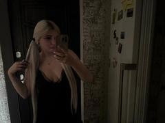SlankyMic-hot - blond female webcam at xLoveCam