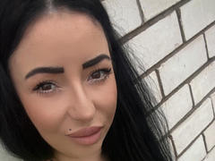 SmileAndrea from xLoveCam