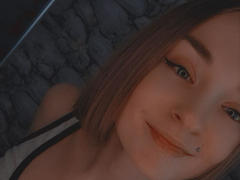 SmileForMe_29 - female with brown hair webcam at ImLive