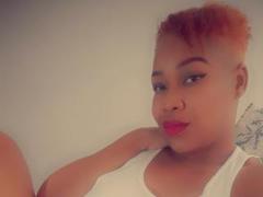 SmithLorie - female webcam at xLoveCam