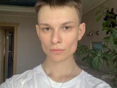 SmokerGuy - male webcam at xLoveCam