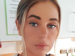 SoffieHottie - blond female with  big tits webcam at xLoveCam