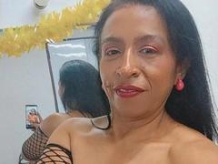 SoffieMature - female with brown hair and  big tits webcam at xLoveCam