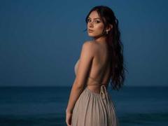 SofiLuxury - female with black hair webcam at xLoveCam