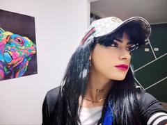 Sofia69xx - shemale webcam at xLoveCam