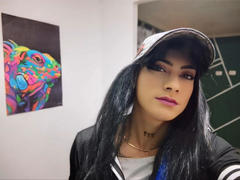 Sofia69xx - shemale webcam at xLoveCam