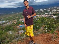 SofiaAndJhonSex from xLoveCam