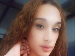 SofiaHornnys - shemale webcam at xLoveCam