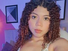 SofiaJackson - female with red hair webcam at xLoveCam
