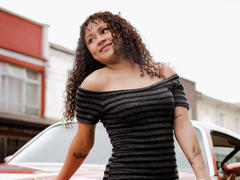 SofiaPassionne - female with brown hair and  big tits webcam at xLoveCam