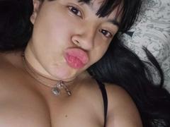 SofiaRutso - female with black hair webcam at xLoveCam