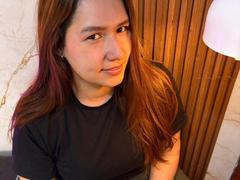 SofiaVelveth - female with brown hair and  big tits webcam at LiveJasmin