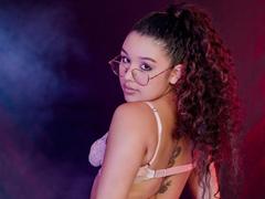 SofiaYue - female webcam at xLoveCam