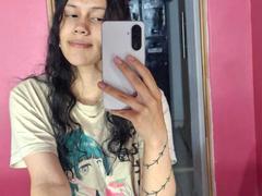 SoftCuteGirl from xLoveCam