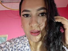 SoftLatina - female with black hair webcam at xLoveCam