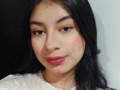 LianiCarter - female with brown hair and  big tits webcam at LiveJasmin