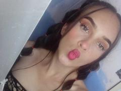 SofySweety from xLoveCam