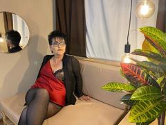 HottLeila from xLoveCam