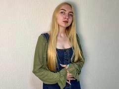 SoniaBarbi - blond female with  small tits webcam at xLoveCam
