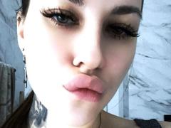 SonyaForster - female with brown hair and  small tits webcam at xLoveCam