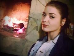 SonyaLovelace - female with brown hair webcam at xLoveCam