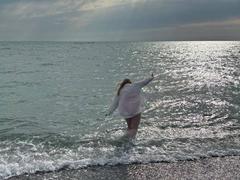 SonyaWilson - female with brown hair and  big tits webcam at xLoveCam