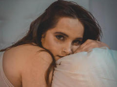 SophiSmitth - female with red hair webcam at LiveJasmin