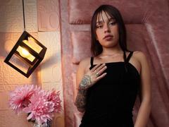 SophiaBianca - female webcam at xLoveCam