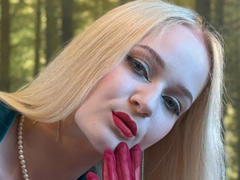 SophiaLust-hot - blond female webcam at xLoveCam