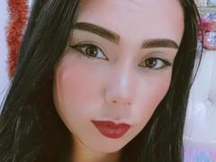 SophiaSmiht - female with black hair and  big tits webcam at xLoveCam