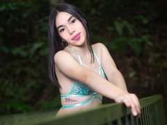 SophiaStorm - female with black hair and  small tits webcam at LiveJasmin