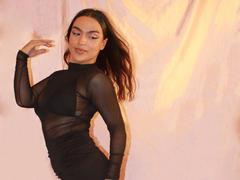 SophieCarterHot - female with brown hair and  small tits webcam at xLoveCam