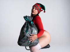 SophieCurves - female with black hair and  small tits webcam at xLoveCam