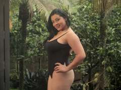 SophieCurves - female with black hair and  small tits webcam at xLoveCam