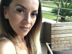 a0Chryssy - blond female webcam at LiveJasmin