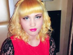 SophieDivyne - female with brown hair and  big tits webcam at xLoveCam