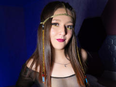 SophieHaily from xLoveCam
