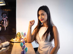 SophieJones69 - female with black hair and  big tits webcam at xLoveCam