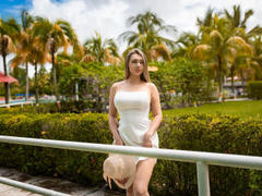 SophieDominee - female with brown hair and  big tits webcam at LiveJasmin