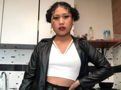 SophieSonyas - female webcam at xLoveCam