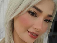SophieVarto - blond female webcam at LiveJasmin