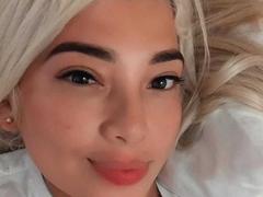 SophieVarto - blond female webcam at LiveJasmin