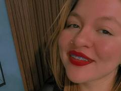 SophieeBanks - female with brown hair and  big tits webcam at xLoveCam